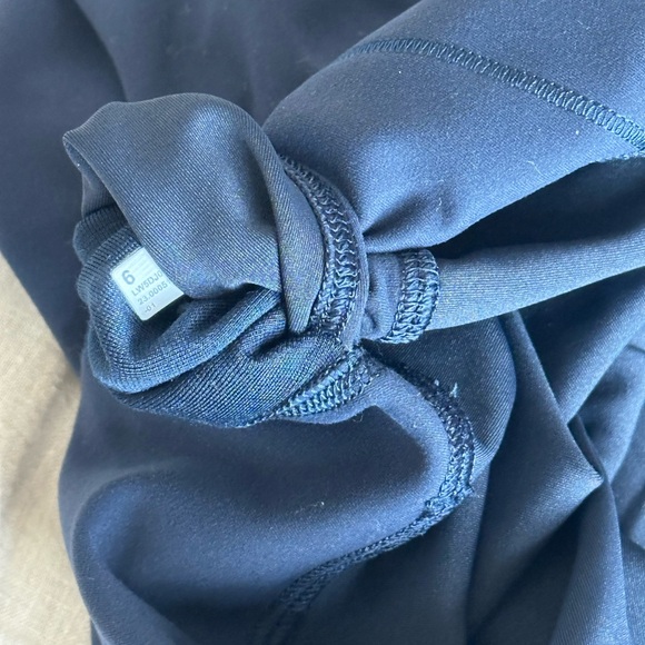 Lululemon Wunder Train HR Tight 28” in True Navy - Picture 8 of 8